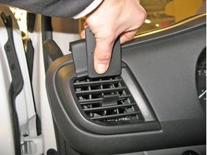 Brodit ProClip Toyota ProAce/Peugeot Expert/Traveller/Citroen Jumpy 16-24/ Opel Vivaro 19-24