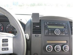 Brodit ProClip montážní konzole pro Nissan King Cab 11-15, Navara 11-15, na střed