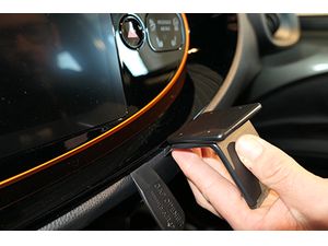 Brodit Монтажна скоба ProClip за Toyota AYGO X 23-24, по средата