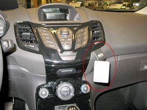 Brodit Монтажна скоба ProClip за Ford Fiesta 09-17, централна дясна част