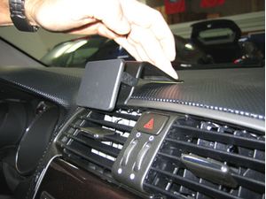 Brodit Монтажна скоба ProClip за Fiat Bravo 08-14, централна лява