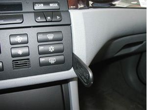 Brodit ProClip montážní konzole pro BMW 3-series M3 E46 98-04/BMW Compact 01-07, na střed