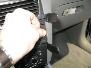 Brodit ProClip Halterung für Audi Q5 09-14, für Mitte