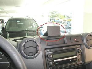 Brodit ProClip montážní konzole pro Toyota LandCruiser 70 08-23, na střed