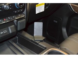 Brodit Suport de montare ProClip pentru Chevrolet Silverado 19-23 USA, centru dreapta jos