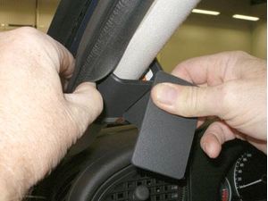 Brodit ProClip Halterung für Saab 9-5 06-10, links