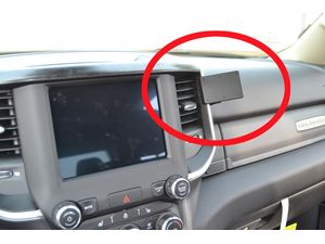 Brodit ProClip montážní konzole pro Dodge Ram 19-23, na střed vpravo