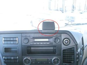 Brodit ProClip pro Mercedes Benz Actros 4/Antos 13-19/Arocs 14-19, zesílený, na střed