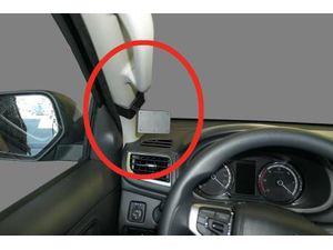 Brodit Suport de montare ProClip pentru Mitsubishi L200 20-23, stânga pe coloană
