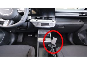 Brodit ProClip montážní konzole pro Hyundai Kona/Kona Hybrid 24-25, na střed vpravo dolů