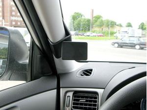 Brodit ProClip montážní konzole pro Subaru Forester 08-12, vlevo na sloupek