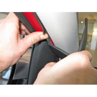 Brodit ProClip pro Škoda Citigo/Seat Mii 12-22/Volkswagen UP 12-22, vlevo na sloupek