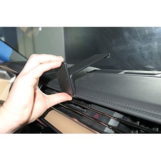 Brodit ProClip pro Land Rover Range Rover 22-24/Range Rover Sport 23-24, na střed