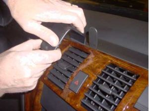 Brodit Suport de montare ProClip pentru Hyundai Terracan 02-07, pe centru