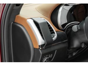 Brodit ProClip montážní konzole pro Jeep Grand Cherokee 11-20, vlevo na mřížku