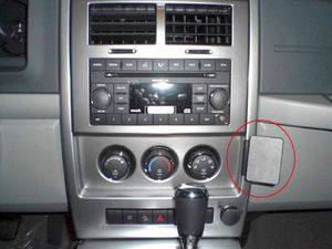 Brodit ProClip montážní konzole pro Jeep Cherokee 09-12/Jeep Liberty 08-12, na střed vpravo