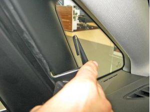 Brodit ProClip montážní konzole pro BMW 2 Active/Gran Tourer F45/F46 14-21, vlevo na sloupek