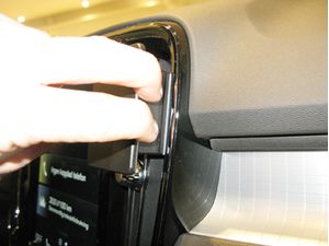 Brodit ProClip pro Volvo XC40 18-24/C40 22-24/EC40/EX40 25-25, na střed vpravo