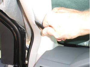 Brodit ProClip montážní konzole pro Chrysler Voyager 08-11, vlevo na sloupek