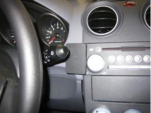 Brodit ProClip montážní konzole pro Mitsubishi Colt 05-08, na střed vpravo