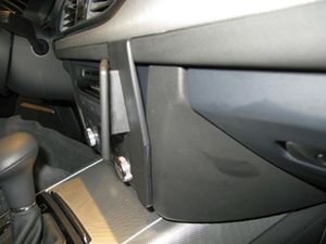Brodit Монтажна скоба ProClip за Audi A6/Audi S6 11-18 (не дървесен декор), за централно дясно
