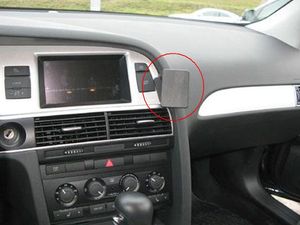 Brodit ProClip montážní konzole pro Audi A6/Audi S6 10-10, na střed vpravo
