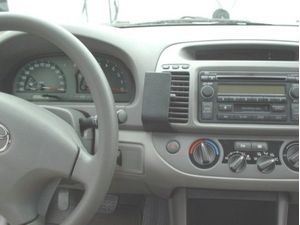 Brodit ProClip Halterung für Toyota Camry 02-06, mittig