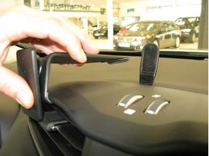 Brodit ProClip montážní konzole pro Jeep Renegade 15-23, na střed vlevo