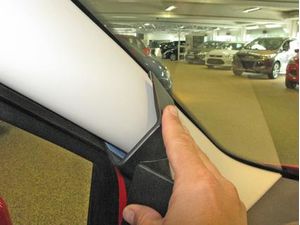 Brodit Монтажна скоба ProClip за Ford Transit Courier 14-18, отляво на колоната