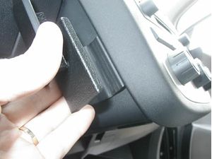 Brodit ProClip montážní konzole pro Nissan Murano 03-08, na střed vlevo