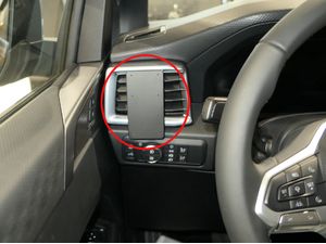Brodit ProClip montážní konzole na Volkswagen Amarok 24-25, vlevo na mřížku ventilace