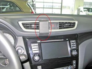 Brodit ProClip pro Nissan Qashqai/X-Trail (ne Classic) 14-21, na střed