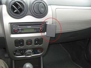 Brodit ProClip за Dacia Duster/Logan 09-13/Sandero 08-12/Renault Logan 09-14, централно дясно