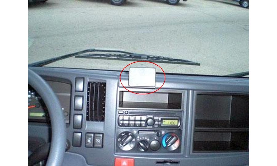 Brodit ProClip montážní konzole pro Isuzu N 08-24/Chevrolet W/GMC W 08-18, na střed