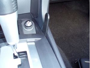 Brodit ProClip montážní konzole pro Mitsubishi Lancer 08-17, na středový tunel