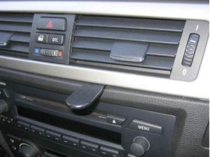 Brodit ProClip BMW 3 E90, E91, E92, E93 05-12 (jen dřevěný dekor, bez navigace), na střed vpravo