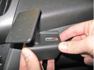 Brodit ProClip pro Ford Tourneo Connect/Transit Connect 14-18, na střed vpravo
