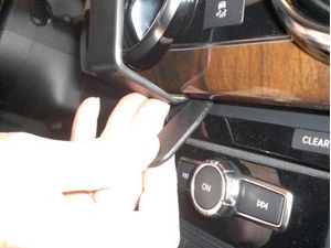 Brodit ProClip rögzítő konzol Mercedes Benz GLK-Class 13-15, középen