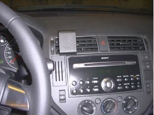 Brodit ProClip montážní konzole pro Ford Kuga 08-12/C-Max 04-10, na střed