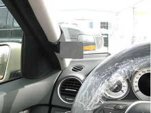 Brodit ProClip Halterung für Mercedes Benz C-Klasse (180-320) 11-14, links an Säule
