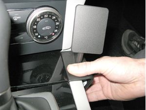Brodit ProClip montážní konzole pro Mercedes Benz GLK-Class 08-12, na střed vpravo dolů
