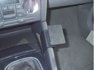 Brodit ProClip montážní konzole pro Audi A3 03-12/S3 03-06, na střed