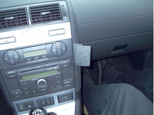 Brodit ProClip montážní konzole pro Ford Mondeo 01-07, na střed
