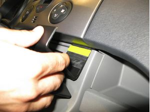 Brodit ProClip montážní konzole pro Renault Kangoo 08-13, na střed vpravo