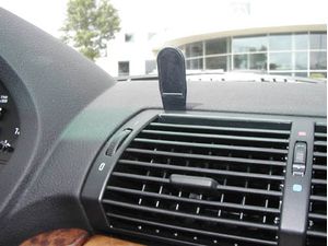 Brodit ProClip montážní konzole pro BMW X5 00-06, NE pro modely s tovární navigací, na střed