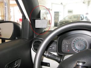 Brodit ProClip montážní konzole pro Suzuki Ignis 16-23, vlevo na sloupek