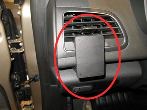 Brodit Suport de montare ProClip pentru Renault Megane 16-22, stânga sub grilă