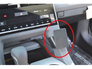 Brodit ProClip montážní konzole pro Toyota Avalon 19-22 USA, na střed vpravo dolů