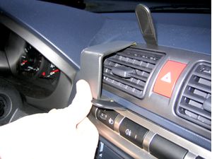 Brodit ProClip montážní konzole pro Kia Picanto 05-09, na střed