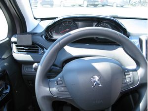 Brodit ProClip montážní konzole pro Peugeot 208/Peugeot 2008 12-19, vlevo nad mřížku